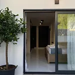 House With Jacuzzi Near The #1960 ラゴス