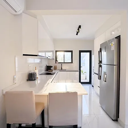 度假居 House With Jacuzzi Near The #1960