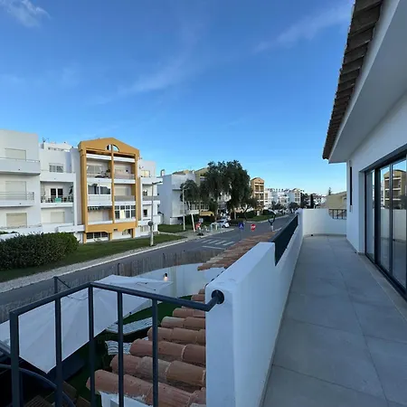 بيت للعطل House With Jacuzzi Near The #1960 *