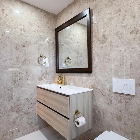 House With Jacuzzi Near The #1960 Σπίτι διακοπών